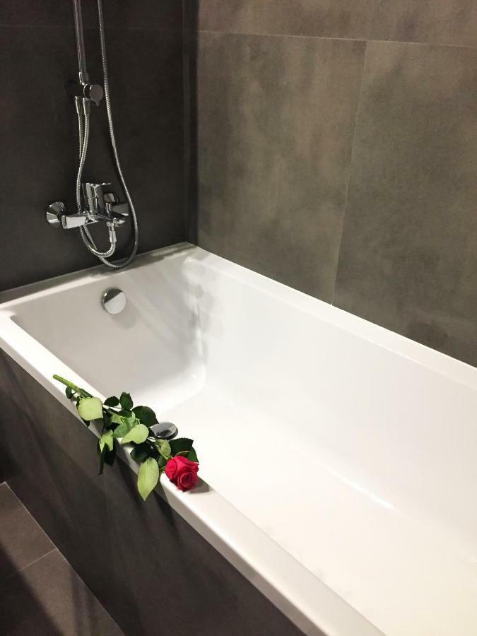 Vista Residence Premium وارسو المظهر الخارجي الصورة